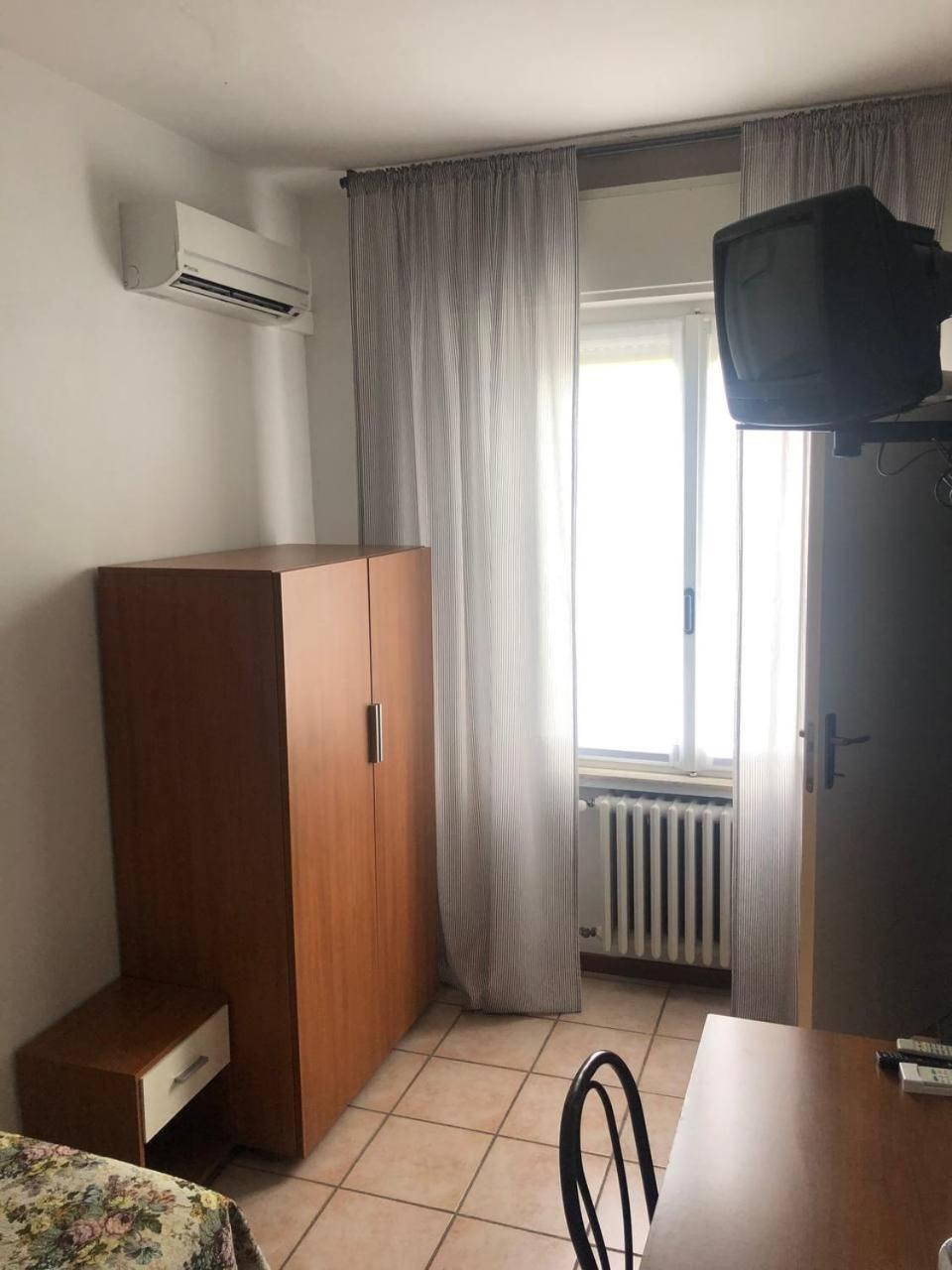 Be Me Hotel Helvetia Tabiano Terme Extérieur photo